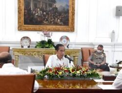 Pekan ini Kasus Covid-19 Tinggi, Jokowi Minta Kepala Daerah Pegang Kendali Penuh