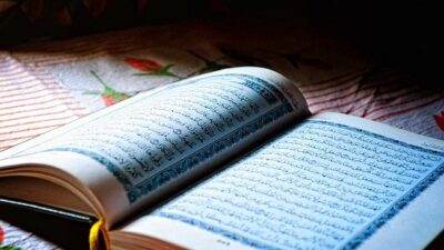 Doa Setelah Membaca Surat Yasin, Lengkap Arab, latin, Artinya dan Keutamaanya