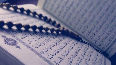 Doa Sesudah Yasinan, Lengkap Bacaan Arab, Latin dan Artinya
