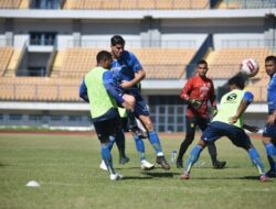 Persib Targetkan Lolos ke Final Piala Wali Kota Solo 2021