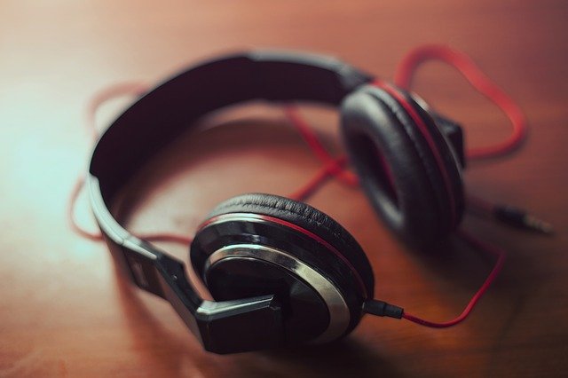 Musik, Headphone, Earphone (pixabay)