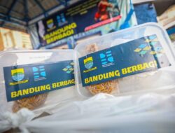 Bandung Berbagi Telah Salurkan 2.500 Boks Nasi