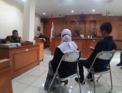 Soal Penggelapan Uang PT Indocertes, Hakim Cecar Atet Handiyana