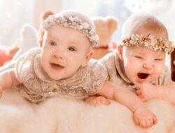 Bacaan Doa Agar Punya Anak Kembar Laki-Laki Atau Perempuan