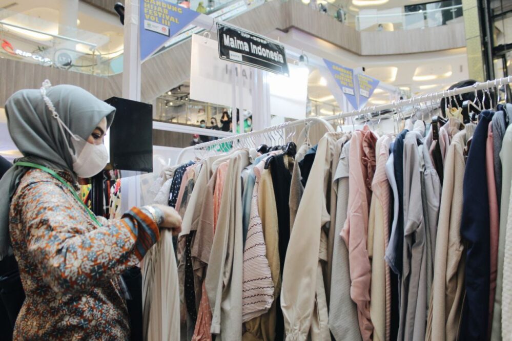 Fesyen, Pusat Perbelanjaan atau Mal (Humas Pemkot Bandung)