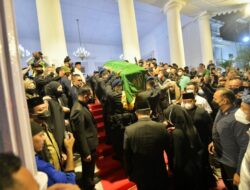 Link Live Streaming Sedang Tayang Pemakaman Eril, Anak Ridwan Kamil