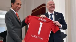 Bertemu Presiden FIFA, Jokowi Bakal Runtuhkan Stadion Kanjuruhan