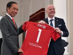 Bertemu Presiden FIFA, Jokowi Bakal Runtuhkan Stadion Kanjuruhan